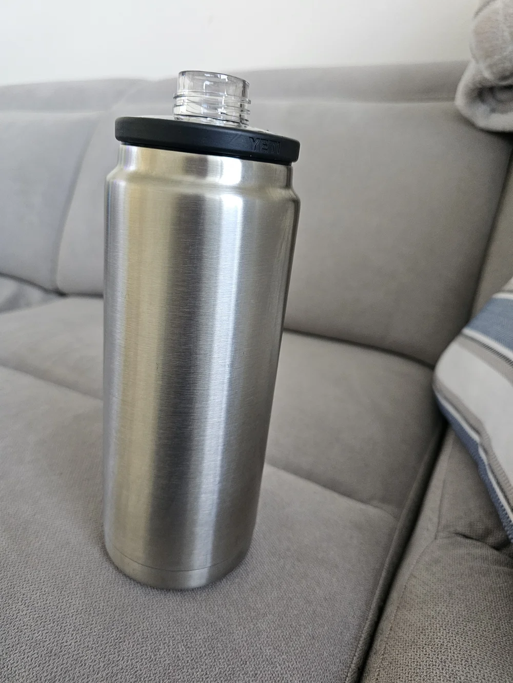 Custom YETI Rambler 26oz - Picture 6 of 9